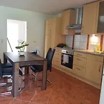 Apartment Hill -