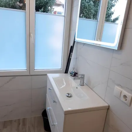Apartment Hill -