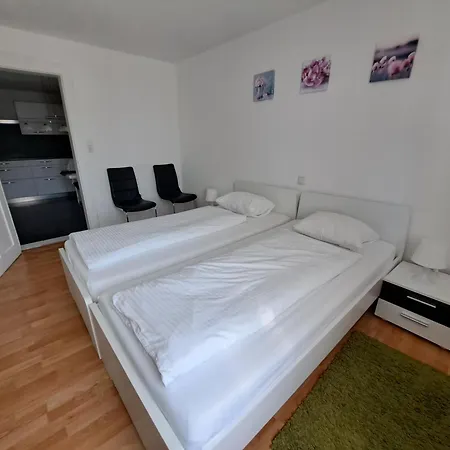 Hill - Apartment