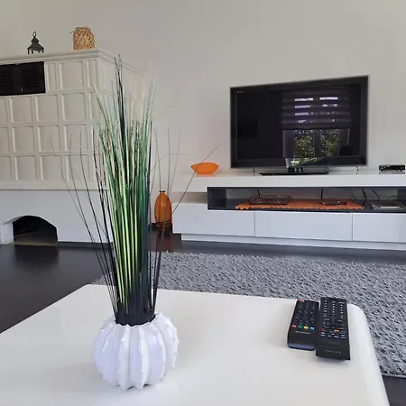 Hill - Apartment *